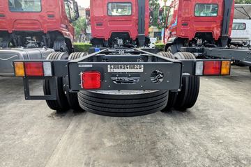 ������������M3V 4.3L���� 240���� 4X2 ��ʿ��8�� 5.2�������ػ���ͼƬ