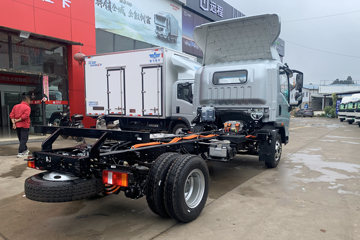 ����HOWO ͳ˧ 4.5T 4.15�׵��Ŵ��綯�����Ῠ ����ʱ��140.41kWhͼƬ