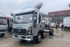 重汽HOWO 统帅 4.5T 4.15米单排纯电动栏板轻卡 宁德时代140.41kWh