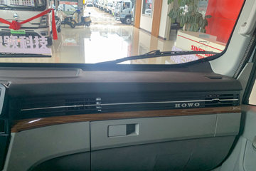 ����HOWO ͳ˧ 4.5T 4.15�׵��Ŵ��綯�����Ῠ ����ʱ��140.41kWhͼƬ