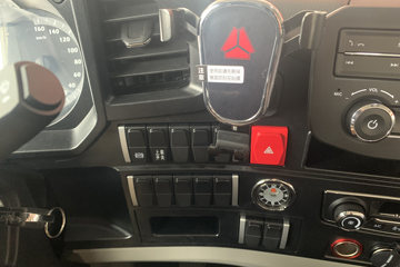 ����HOWO ͳ˧ 4.5T 4.15�׵��Ŵ��綯�����Ῠ ����ʱ��140.41kWhͼƬ