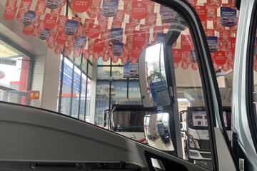 ����HOWO ͳ˧ 4.5T 4.15�׵��Ŵ��綯�����Ῠ ����ʱ��140.41kWhͼƬ