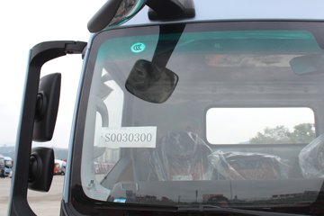 �칤�Ῠ ���� ��ɲ 4.4�׵��Ŵ��綯��ʽ�Ῠ ����ʱ��140.41kWhͼƬ