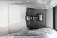 徐工轻卡 汉界 气刹 4.4米单排纯电动厢式轻卡 宁德时代140.41kWh