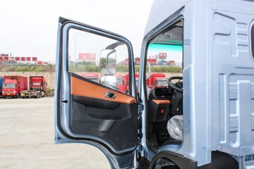 �칤�Ῠ ���� ��ɲ 4.4�׵��Ŵ��綯��ʽ�Ῠ ����ʱ��140.41kWhͼƬ