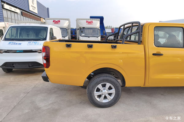 优惠0.3万 呼和浩特市宝典皮卡火热促销中