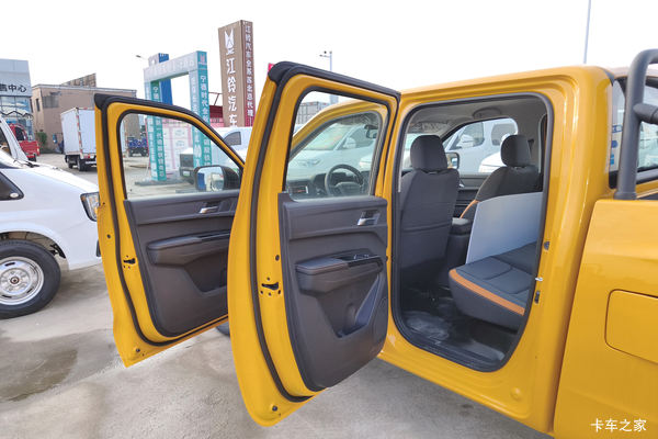 江铃福特全新宝典新车已到店 欢迎到店赏鉴 江铃福特全新宝典新车已到店 欢迎到店赏鉴