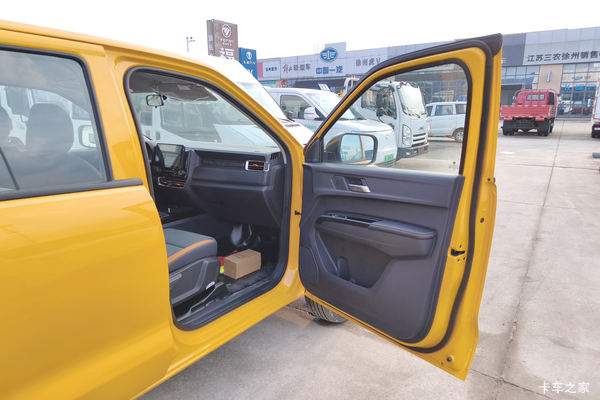 江铃福特全新宝典新车已到店 欢迎到店赏鉴 江铃福特全新宝典新车已到店 欢迎到店赏鉴