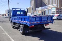 飞碟奥驰V6 2.5L柴油 180马力 法士特8档 4.17米单排栏板轻卡