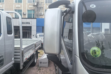��������½��� �ഺ�޵а� 2.5L���� 151���� ������6�� 4.17�׵��������Ῠ(����)ͼƬ
