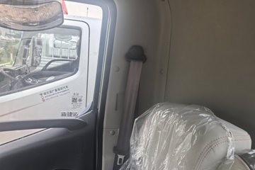 ��������½��� �ഺ�޵а� 2.5L���� 151���� ������6�� 4.17�׵��������Ῠ(����)ͼƬ