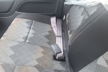 ��������½��� �ഺ�޵а� 2.5L���� 151���� ������6�� 4.17�׵��������Ῠ(����)ͼƬ