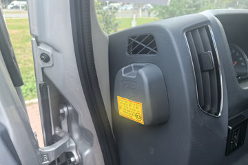��������½��� �ഺ�޵а� 2.5L���� 151���� ������6�� 4.17�׵��������Ῠ(����)ͼƬ