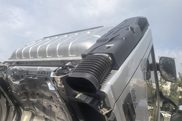 ��������½��� �ഺ�޵а� 2.5L���� 151���� ������6�� 4.17�׵��������Ῠ(����)ͼƬ