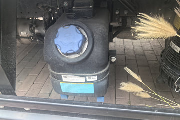 ��������½��� �ഺ�޵а� 2.5L���� 151���� ������6�� 4.17�׵��������Ῠ(����)ͼƬ