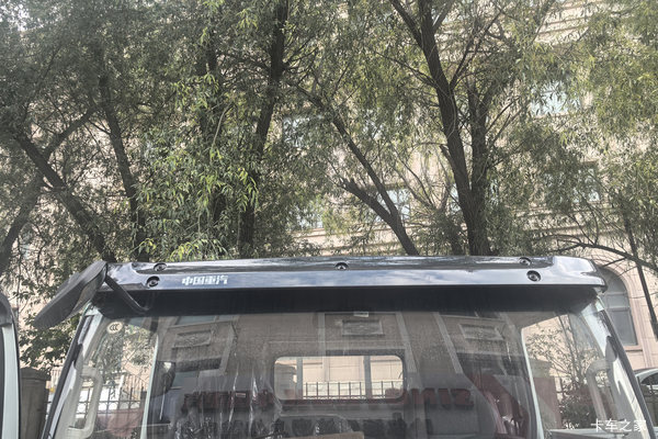 选购中国重汽豪沃统帅让您宽赢天下赚钱有道