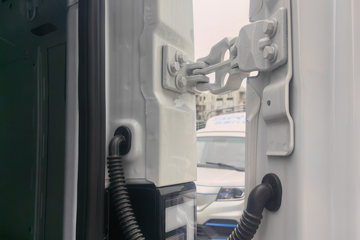 SRM��ԴE3L 2025�� ʵ���� 2�� ���綯��ջ��� ����ʱ��41.86kWhͼƬ