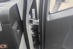 重汽HOWO悍将 2.5L柴油 170马力 中国重汽10档 5.15米单排厢式轻卡 重汽HOWO悍将 2.5L柴油 170马力 中国重汽10档 5.15米单排厢式轻卡