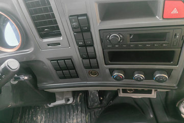 ����HOWO���� 2.5L���� 170���� �й�����10�� 5.15�׵�����ʽ�ῨͼƬ