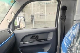 T5LEV&nbsp;电动冷藏车驾驶室图片