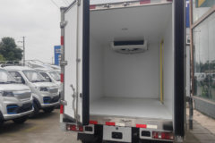 SRM鑫源T5LEV 标准型 4X2 3.71米单排纯电动冷藏车 宁德时代70.47kWh SRM鑫源T5LEV 标准型 4X2 3.71米单排纯电动冷藏车 宁德时代70.47kWh