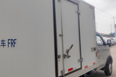 SRM鑫源T5LEV 标准型 4X2 3.71米单排纯电动冷藏车 宁德时代70.47kWh SRM鑫源T5LEV 标准型 4X2 3.71米单排纯电动冷藏车 宁德时代70.47kWh