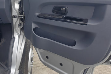 SRM��ԴT5LEV ���а� 3.7�׵��Ŵ��綯����΢�� ����ʱ��55.7kWhͼƬ