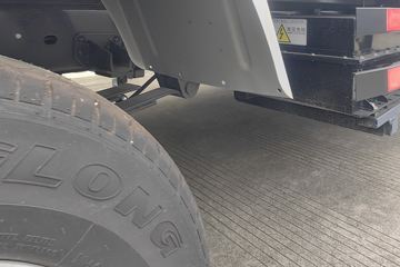 SRM��ԴT5LEV ���а� 3.7�׵��Ŵ��綯����΢�� ����ʱ��55.7kWhͼƬ