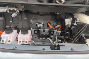 Զ������F3E 2025���ǻ۰� Һɲ 3.82�׵��Ŵ��綯����΢�� ����ʱ��56kWhͼƬ