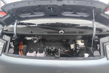 Զ������F3E 2025���ǻ۰� Һɲ 3.82�׵��Ŵ��綯����΢�� ����ʱ��56kWhͼƬ