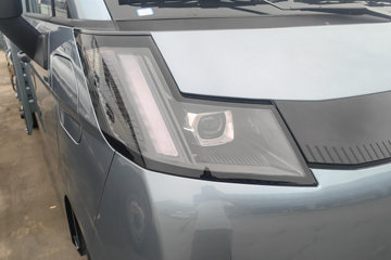 Զ������F3E 2025���ǻ۰� Һɲ 3.82�׵��Ŵ��綯����΢�� ����ʱ��56kWhͼƬ