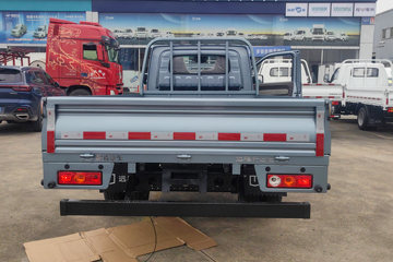 Զ������F3E 2025���ǻ۰� Һɲ 3.82�׵��Ŵ��綯����΢�� ����ʱ��56kWhͼƬ