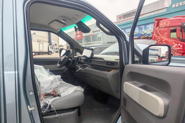 Զ������F3E 2025���ǻ۰� Һɲ 3.82�׵��Ŵ��綯����΢�� ����ʱ��56kWhͼƬ