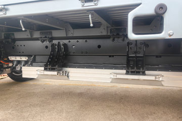 Զ������F3E 2025���ǻ۰� Һɲ 3.82�׵��Ŵ��綯����΢�� ����ʱ��56kWhͼƬ