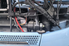 解放J7 领航版 13.2L柴油 640马力 6X4 一汽解放12档 高顶 牵引车