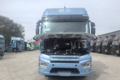 解放J7牵引车东莞市火热促销中 让利高达3万