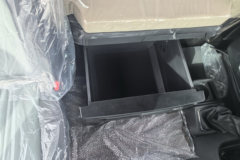 解放J7 领航版 13.2L柴油 640马力 6X4 一汽解放12档 高顶 牵引车