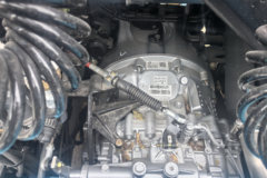 解放J7 领航版 13.2L柴油 640马力 6X4 一汽解放12档 高顶 牵引车