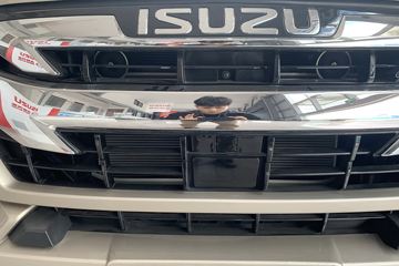 ���� ��ʮ��T30̽�ռ� 2024�� ������ 3.0T���� 143���� ���� �ֶ�˫��Ƥ��ͼƬ