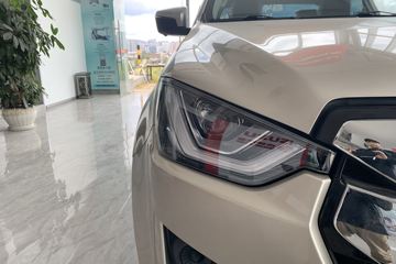 ���� ��ʮ��T30̽�ռ� 2024�� ������ 3.0T���� 143���� ���� �ֶ�˫��Ƥ��ͼƬ