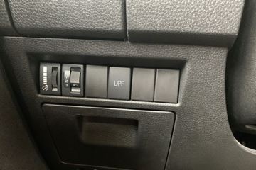 ���� ��ʮ��T30̽�ռ� 2024�� ������ 3.0T���� 143���� ���� �ֶ�˫��Ƥ��ͼƬ