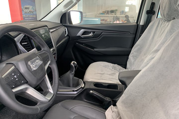 ���� ��ʮ��T30̽�ռ� 2024�� ������ 3.0T���� 143���� ���� �ֶ�˫��Ƥ��ͼƬ