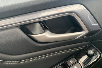 ���� ��ʮ��T30̽�ռ� 2024�� ������ 3.0T���� 143���� ���� �ֶ�˫��Ƥ��ͼƬ