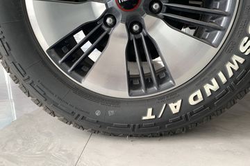 ���� ��ʮ��T30̽�ռ� 2024�� ������ 3.0T���� 143���� ���� �ֶ�˫��Ƥ��ͼƬ