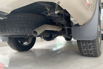 ���� ��ʮ��T30̽�ռ� 2024�� ������ 3.0T���� 143���� ���� �ֶ�˫��Ƥ��ͼƬ