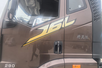 һ�����J6L ��Ӣ�� 5.7L���� 290���� 4X2 ��ʿ��8�� �߶� 6.75�������ػ���ͼƬ