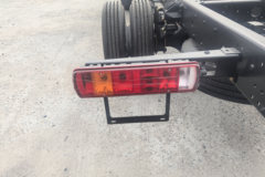 一汽解放J6L 精英版 5.7L柴油 290马力 4X2 法士特8档 高顶 6.75米栏板载货车