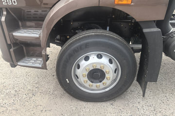 һ�����J6L ��Ӣ�� 5.7L���� 290���� 4X2 ��ʿ��8�� �߶� 6.75�������ػ���ͼƬ