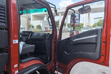 �����½�����S1 2.5L���� 160���� 4X2 ��ʿ��10�� 3.5�׵�����ж��ͼƬ