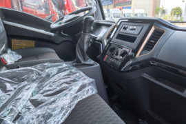 拓行S系&nbsp;自卸车驾驶室                                               图片